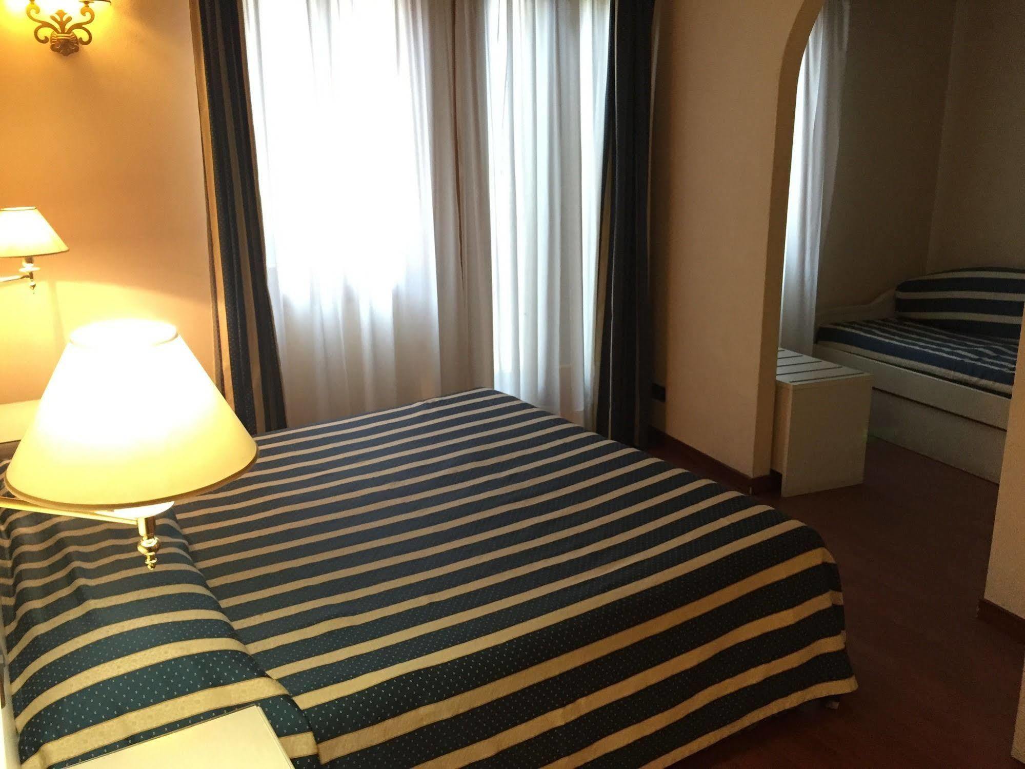 Venice Resorts Bagian luar foto